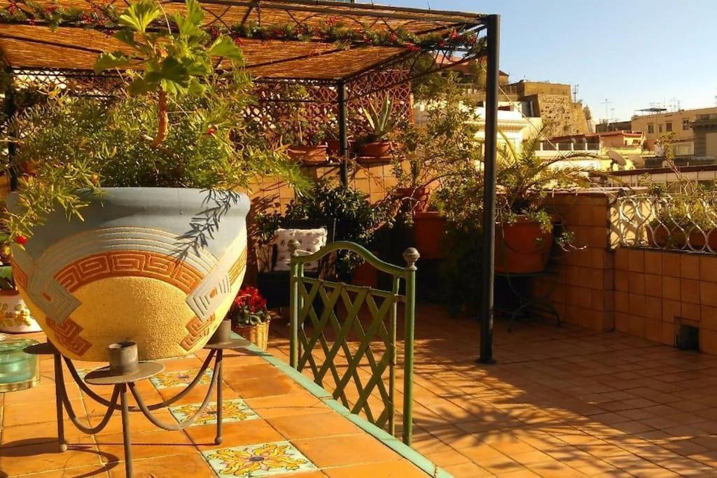 Amazing Roof In The Heart Of Naples! Διαμέρισμα Εξωτερικό φωτογραφία